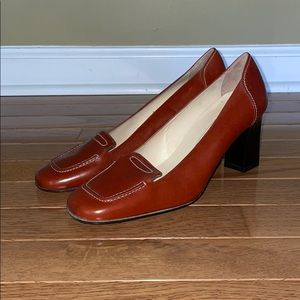 NWOT Ann Taylor Red Leather Size 7M Heels